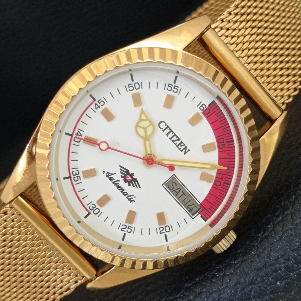Vintage 1973 Citizen Automatic Mens Gold Watch WDaydate  White Accents
